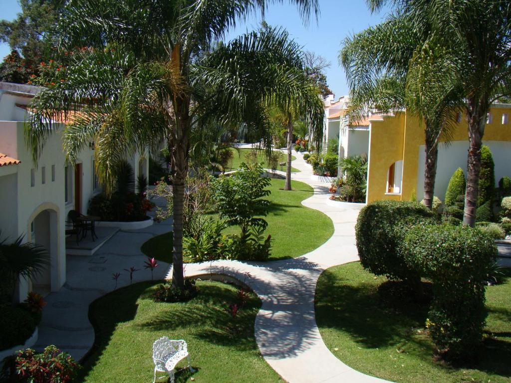Hotel Canarios Cuernavaca Exterior photo